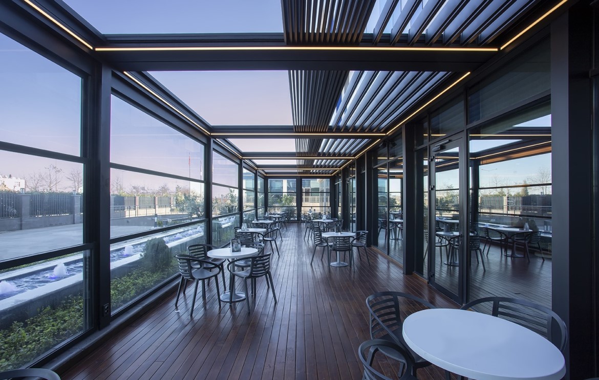 Biyoklimatik Pergola Sistemleri: Modern Dış Mekan Çözümleri